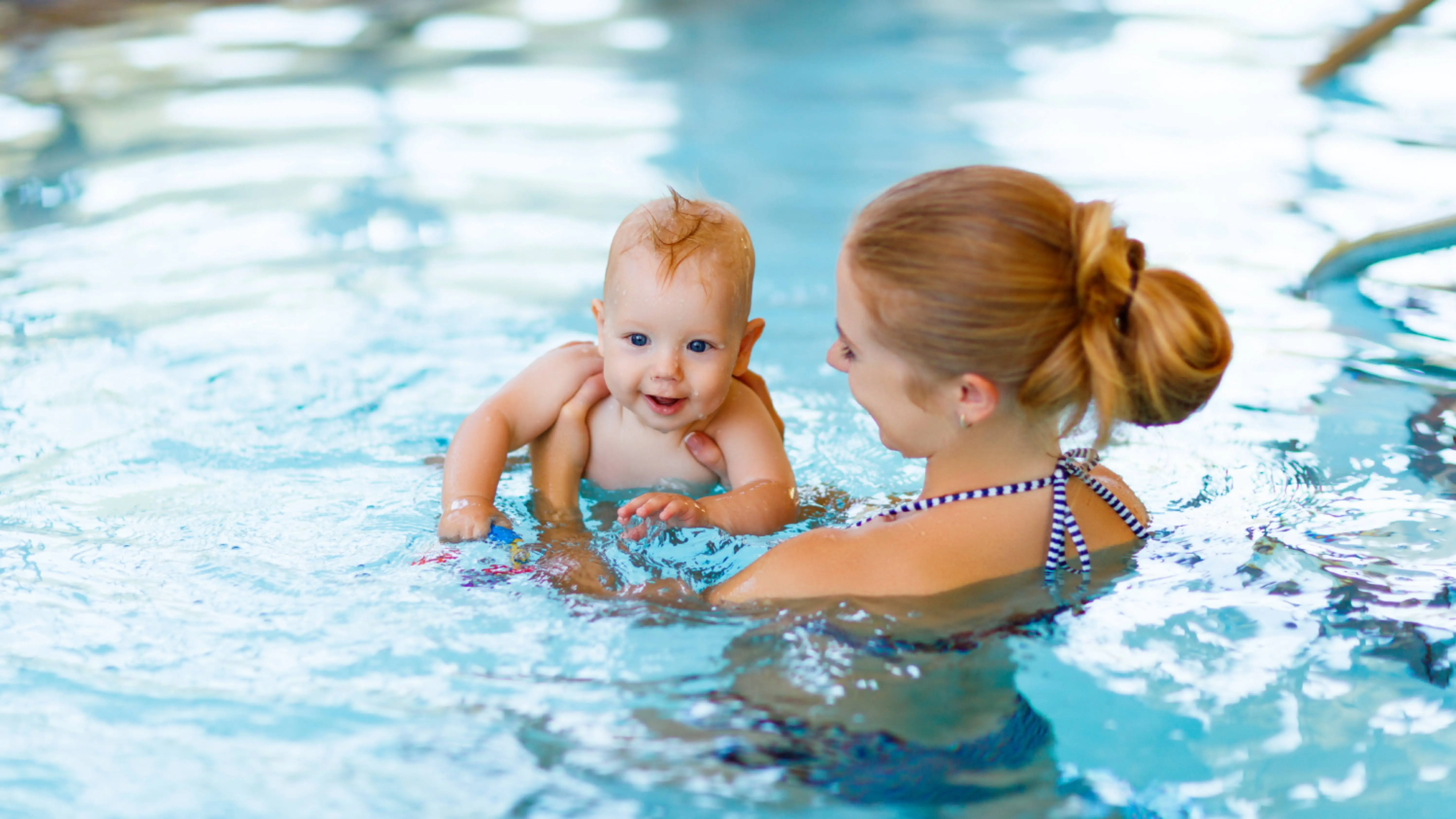 Μωράκια Μέσα Στο Νερό! 💦👶 (φωτογραφίες)